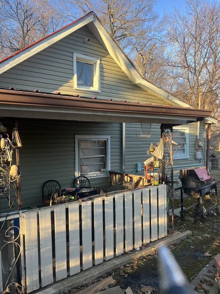 2077 Holders Cove Rd - Photo 1