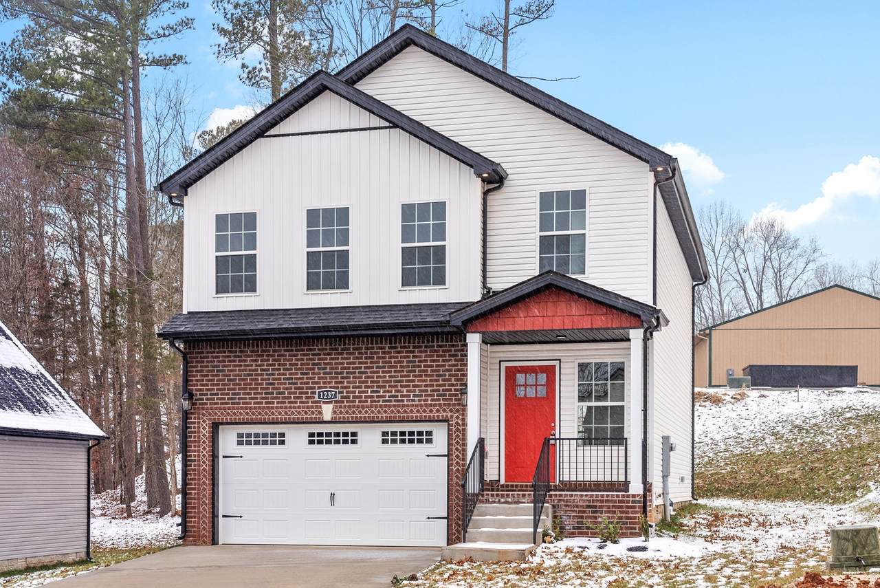 1237 Cardinal Creek Dr - Photo 1