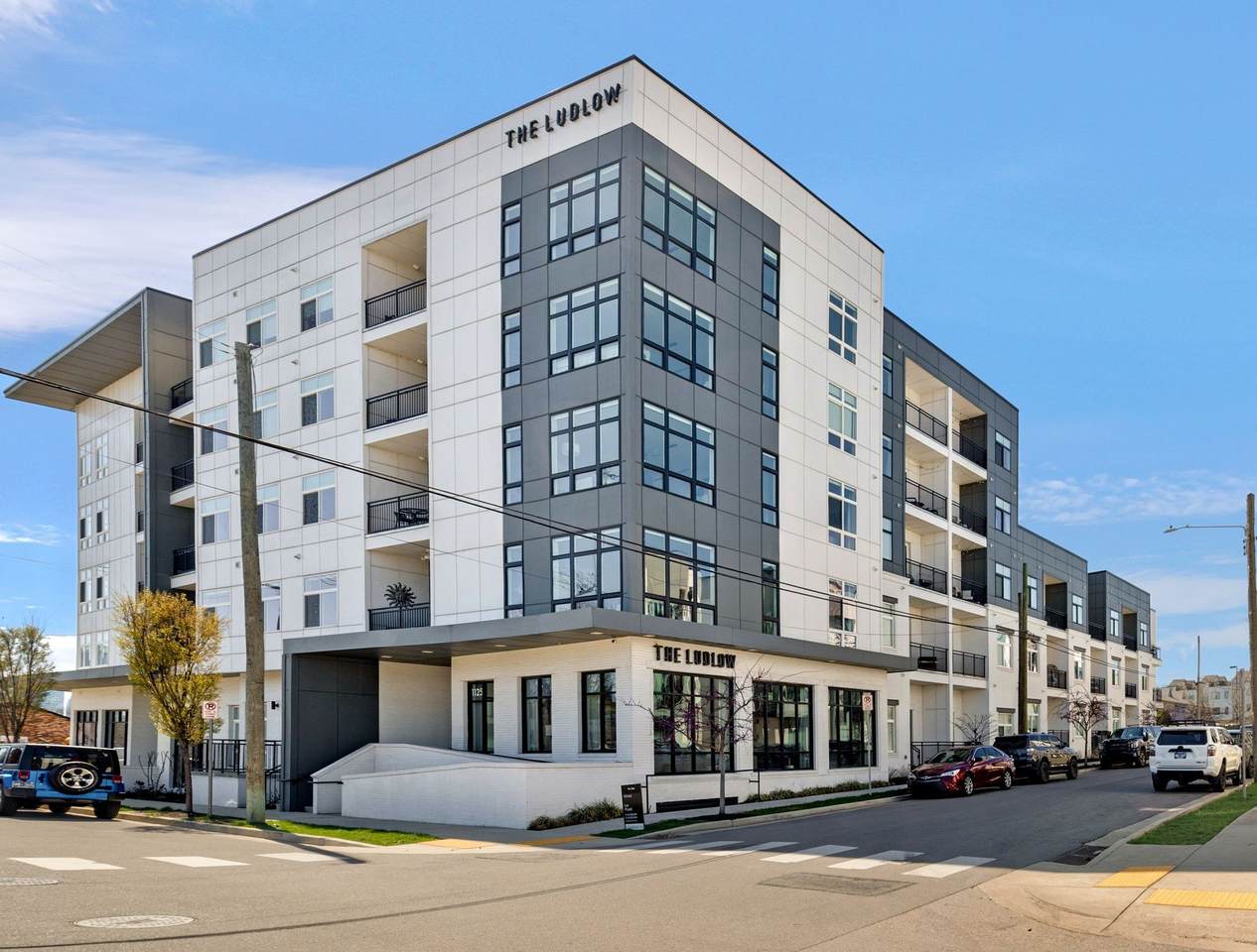 1125 10th Ave - Photo 1