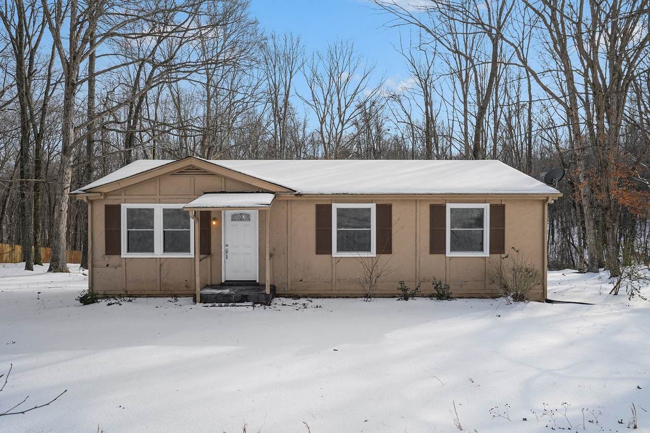 2117 Ferry Rd - Photo 1