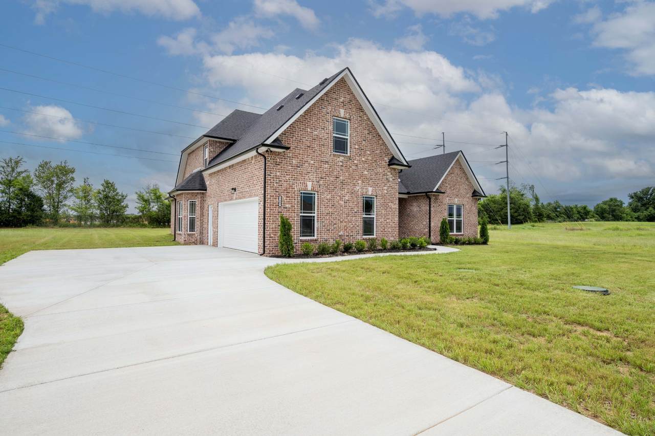 https://bt-photos.global.ssl.fastly.net/nashville/1280_boomver_1_RTC3121601-1.jpg