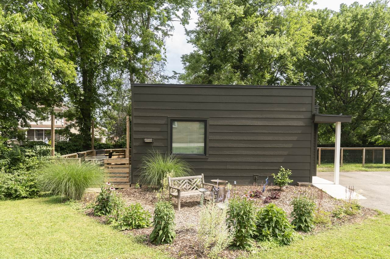 135 Del Crest Dr - Photo 1