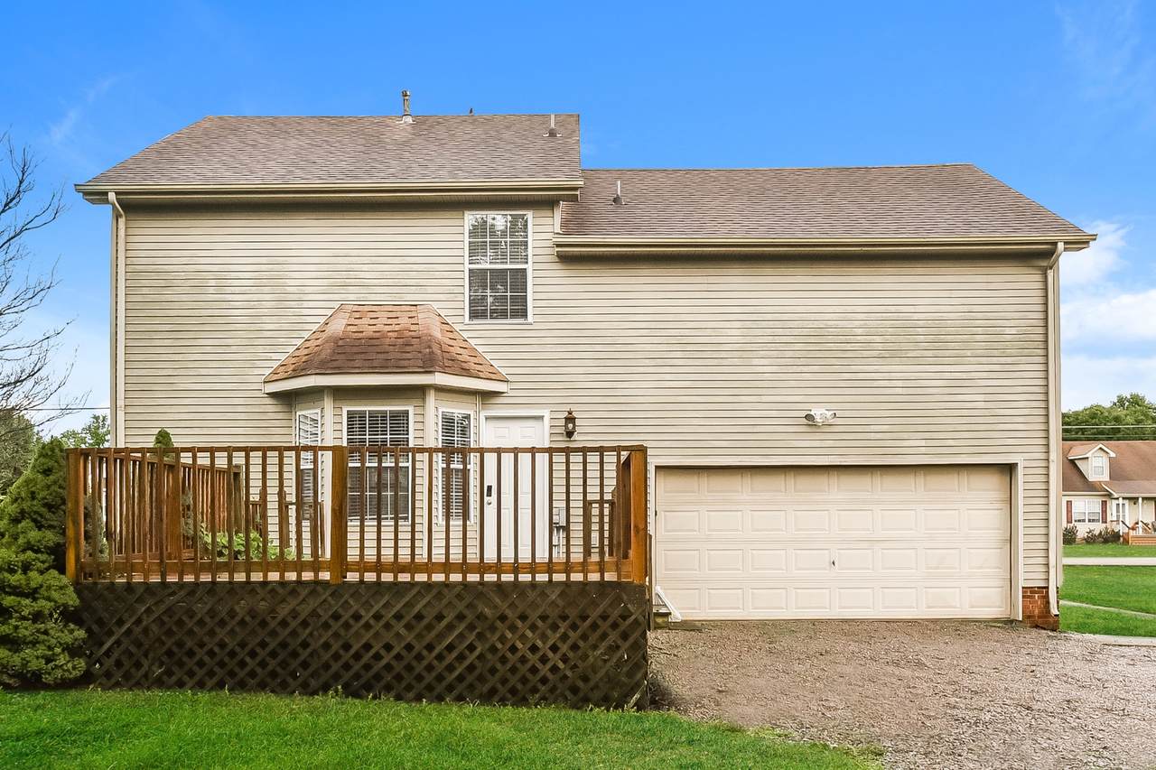 610 Hogan Dr - Photo 1