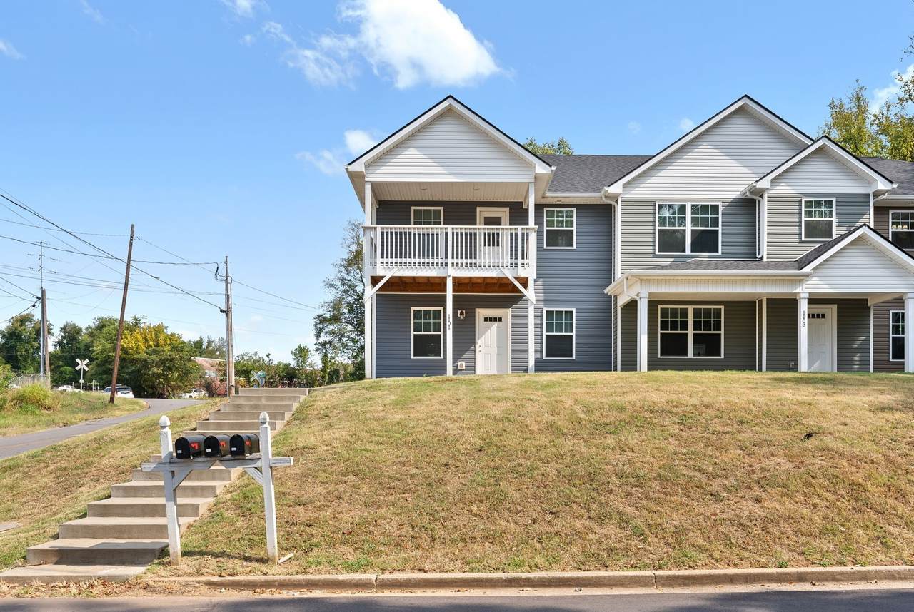 1101 Commerce St - Photo 1