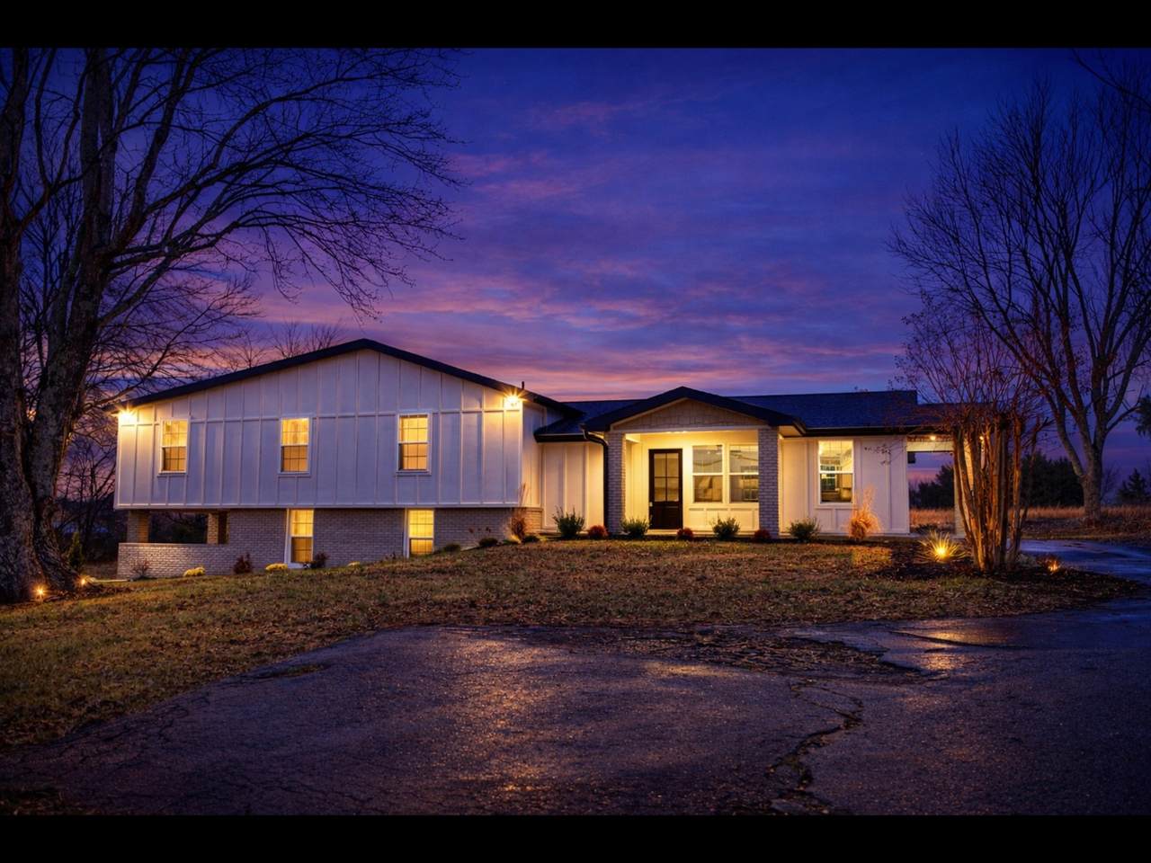 1877 Airport Lake Rd - Photo 1