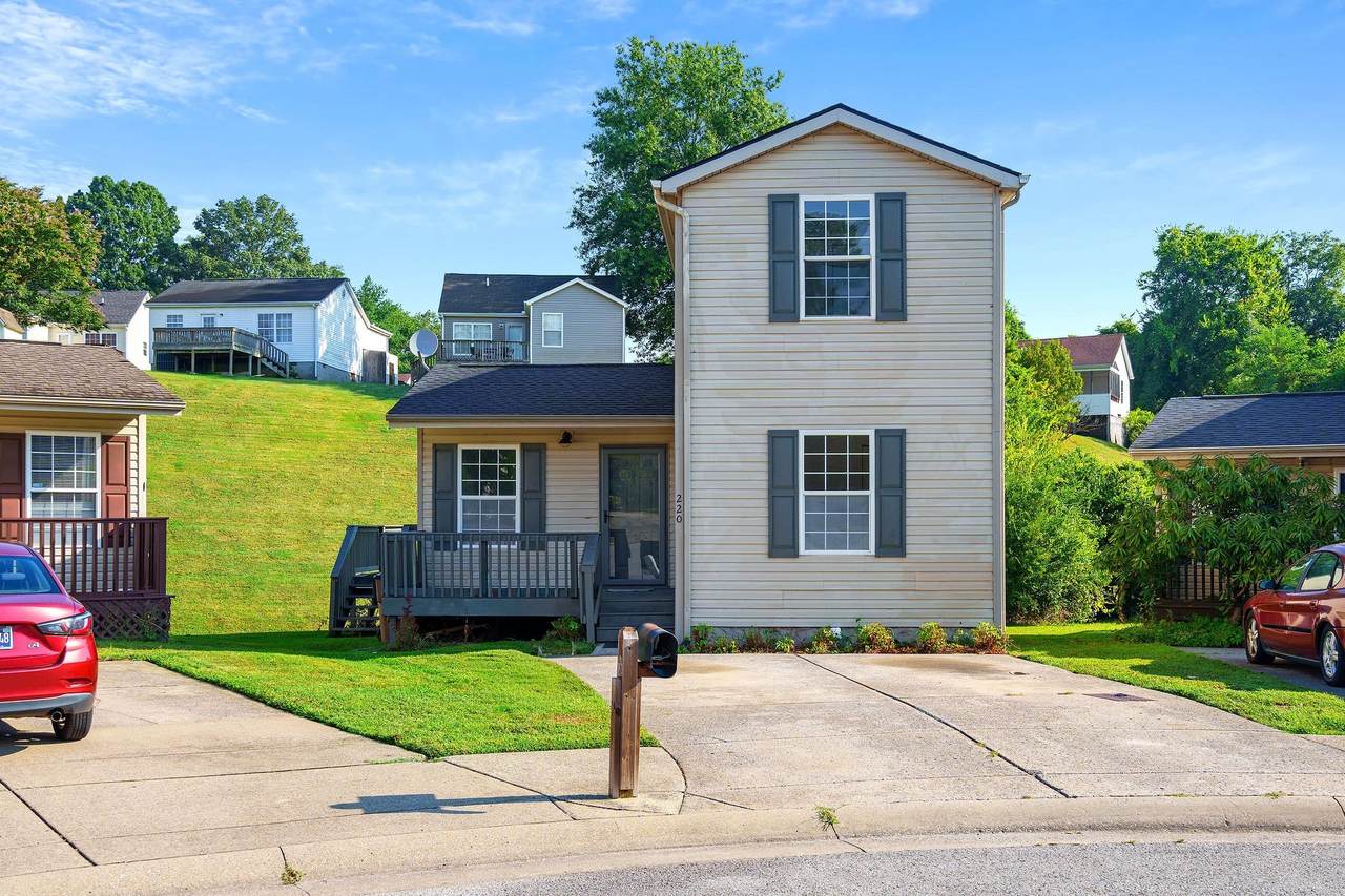 220 Brittany Park Cir - Photo 1