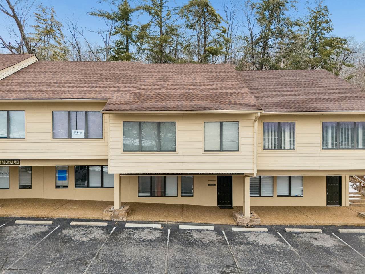 165 Belle Forest Cir - Photo 1