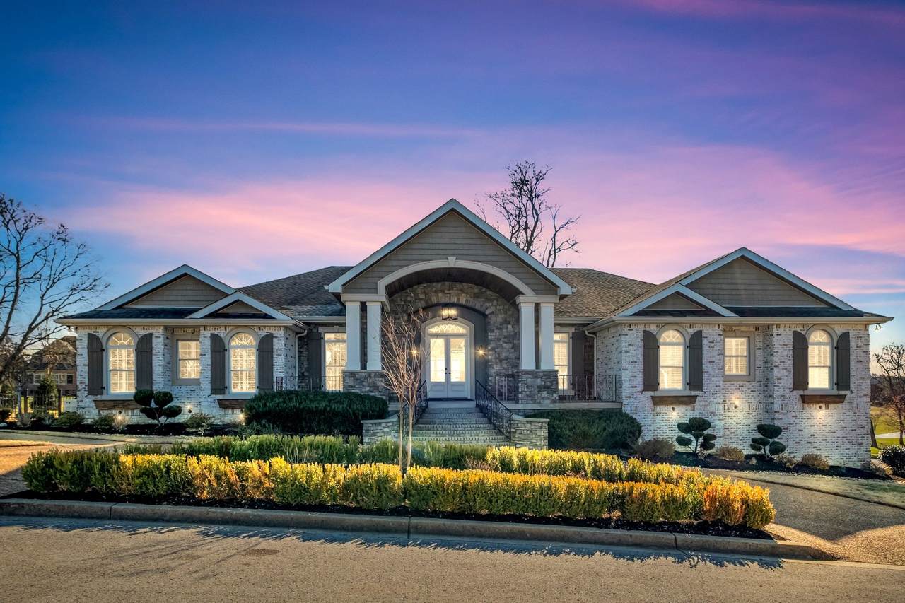 100 Glenway Pt - Photo 1