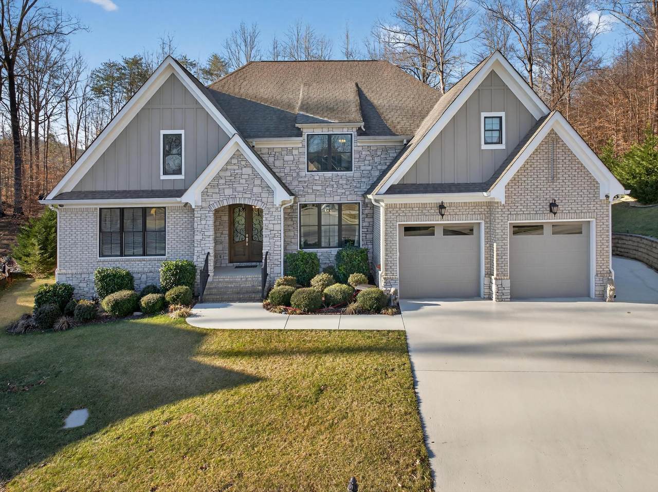 404 Canyon Springs Drive - Photo 1