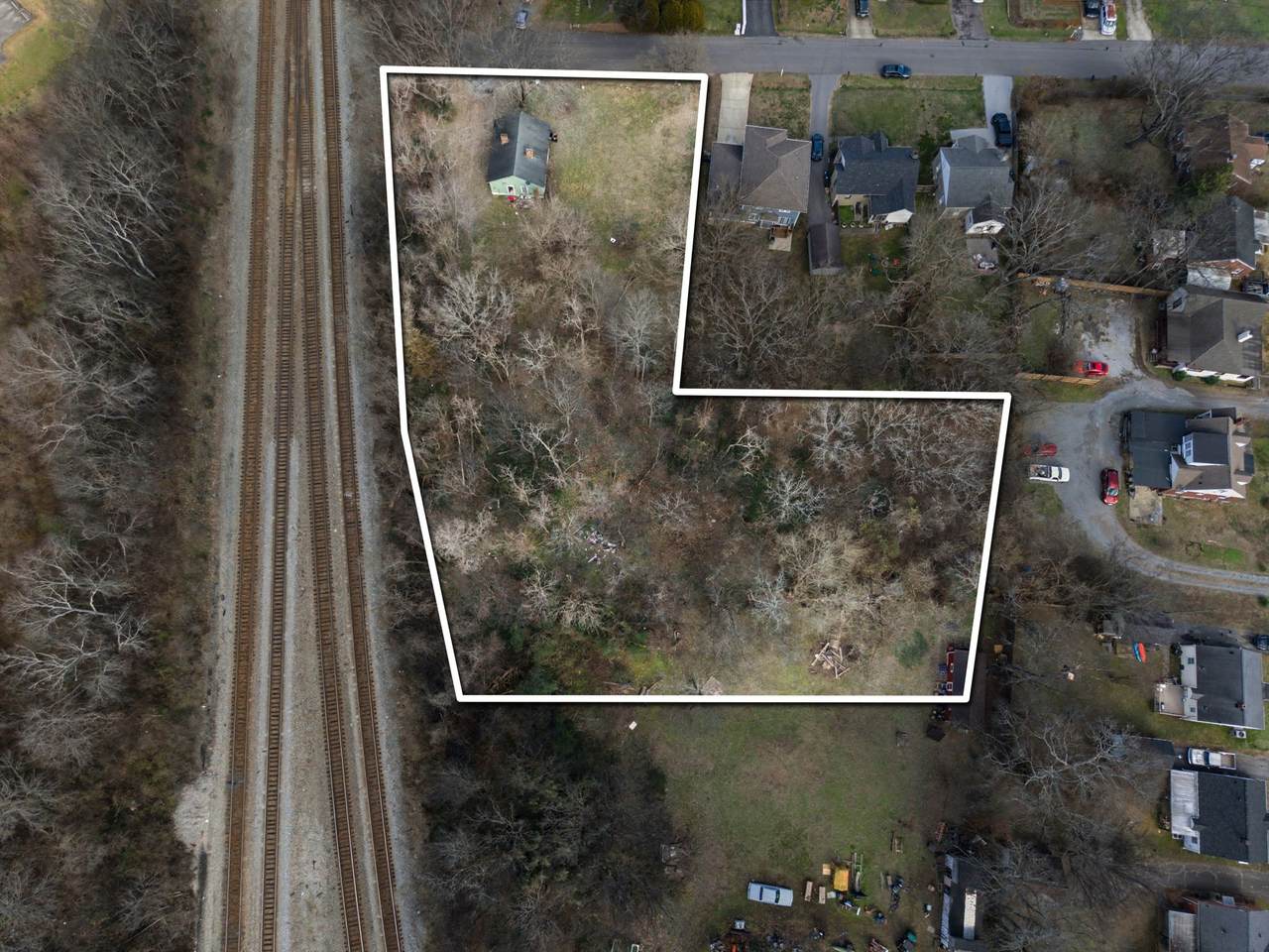 716 Gillock St - Photo 1