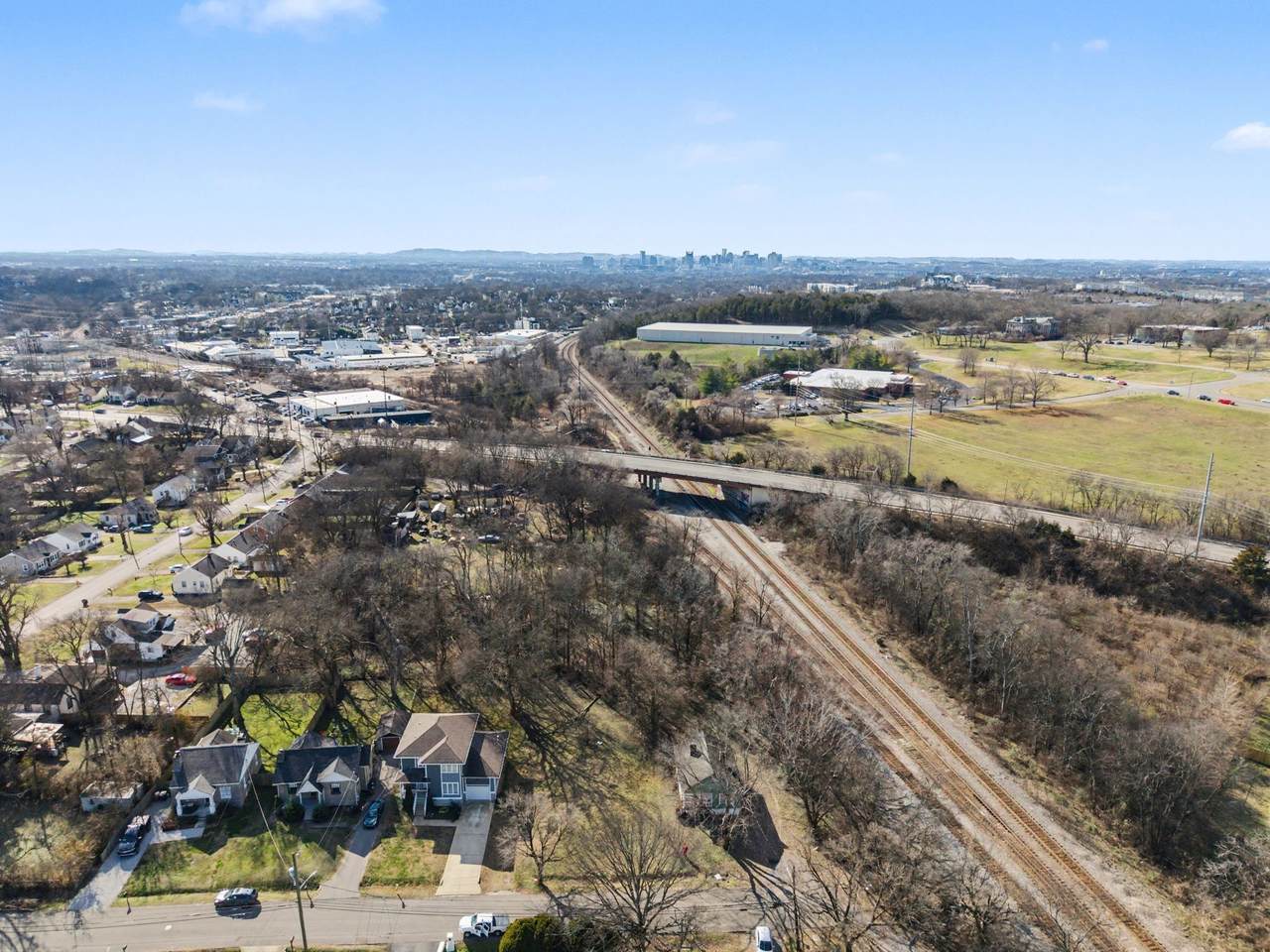 https://bt-photos.global.ssl.fastly.net/nashville/1280_boomver_1_RTC3123320-1.jpg