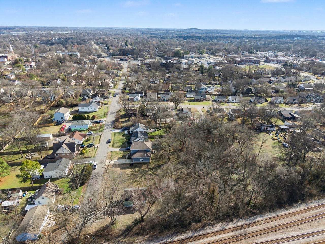 https://bt-photos.global.ssl.fastly.net/nashville/1280_boomver_1_RTC3123320-1.jpg