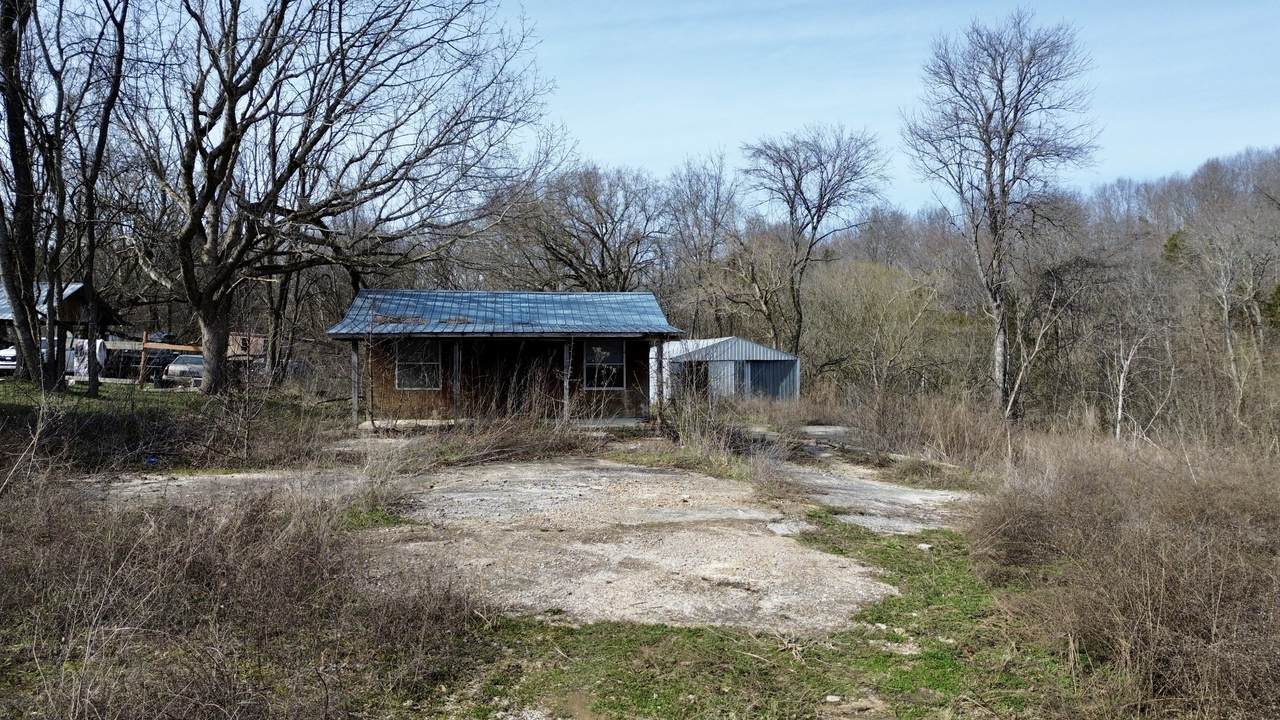 3322 Viola Rd - Photo 1