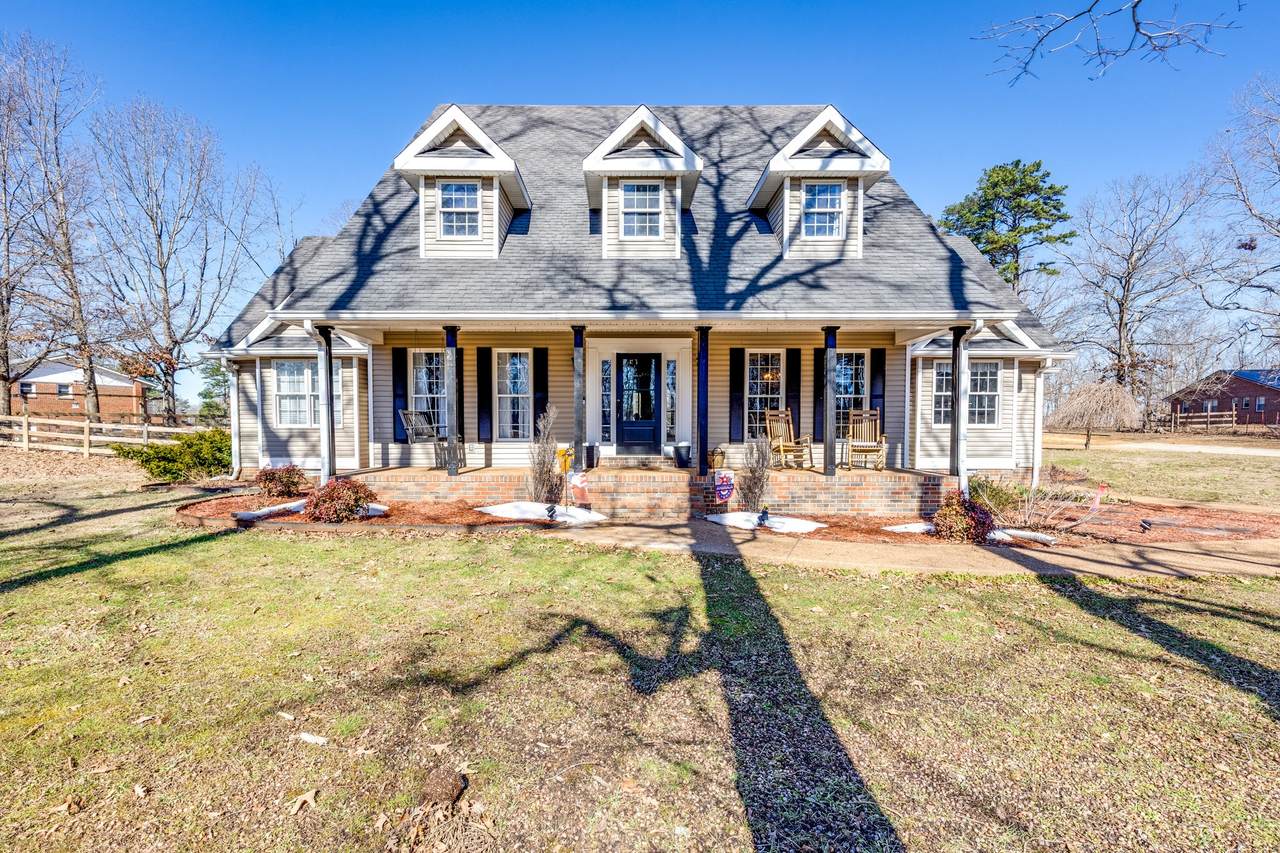 831 Columbia Hwy - Photo 1