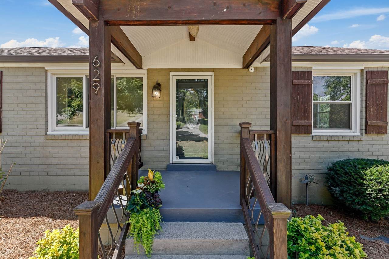 629 Watsonwood Dr - Photo 1