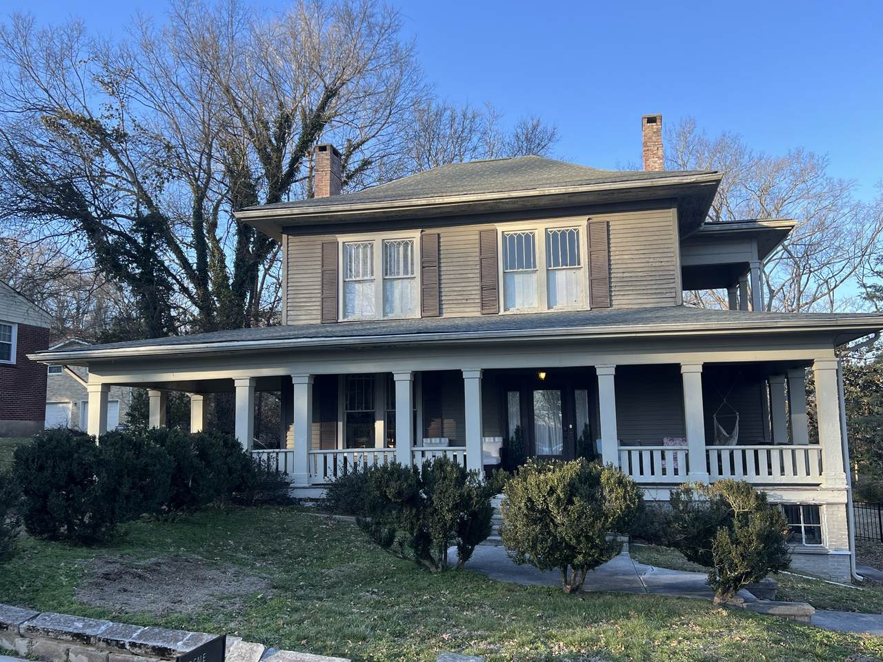 702 Washington Ave - Photo 1