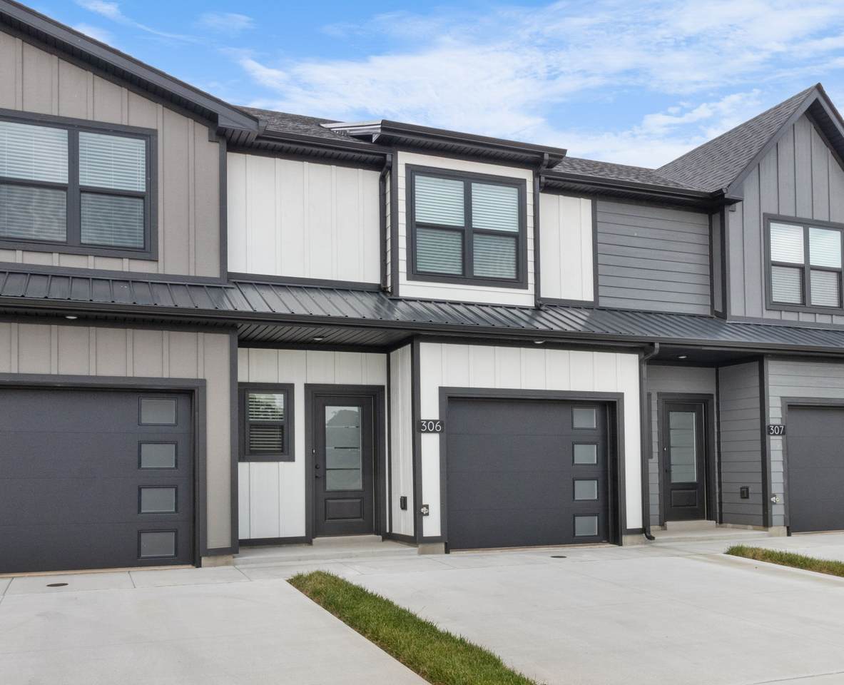 306 Jonathan Wade Circle - Photo 1