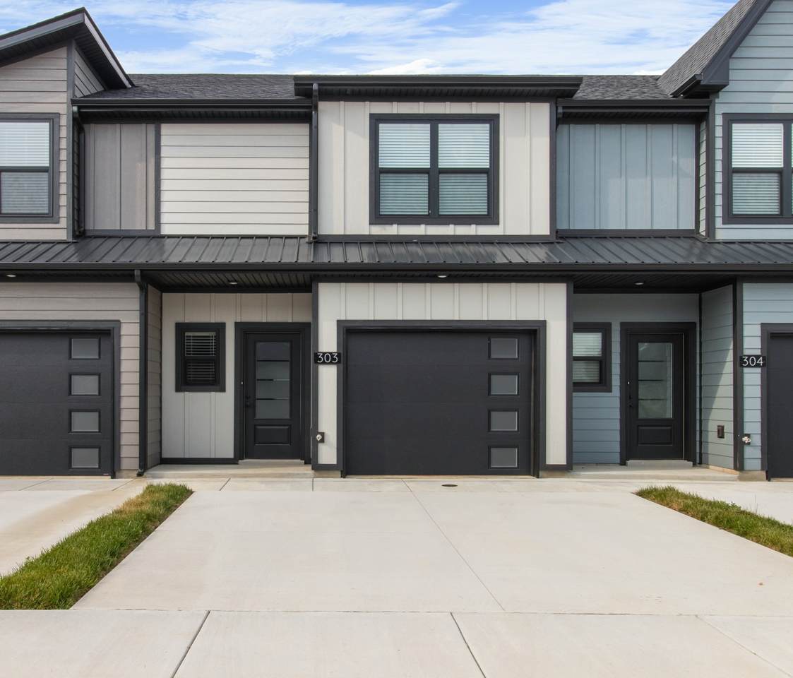 303 Jonathan Wade Circle - Photo 1