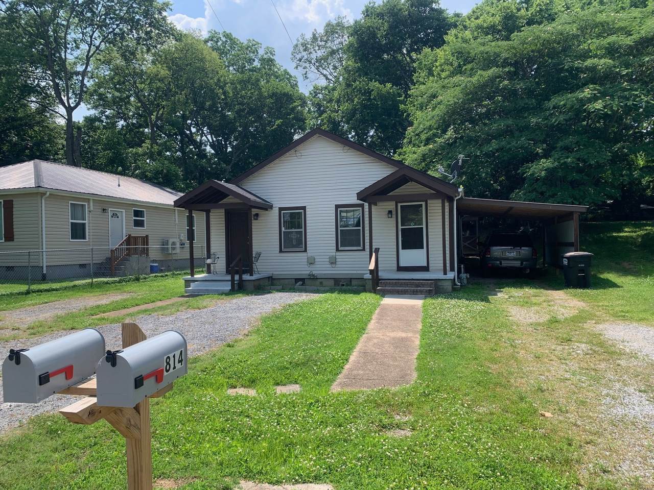 814 Gracey Ave - Photo 1