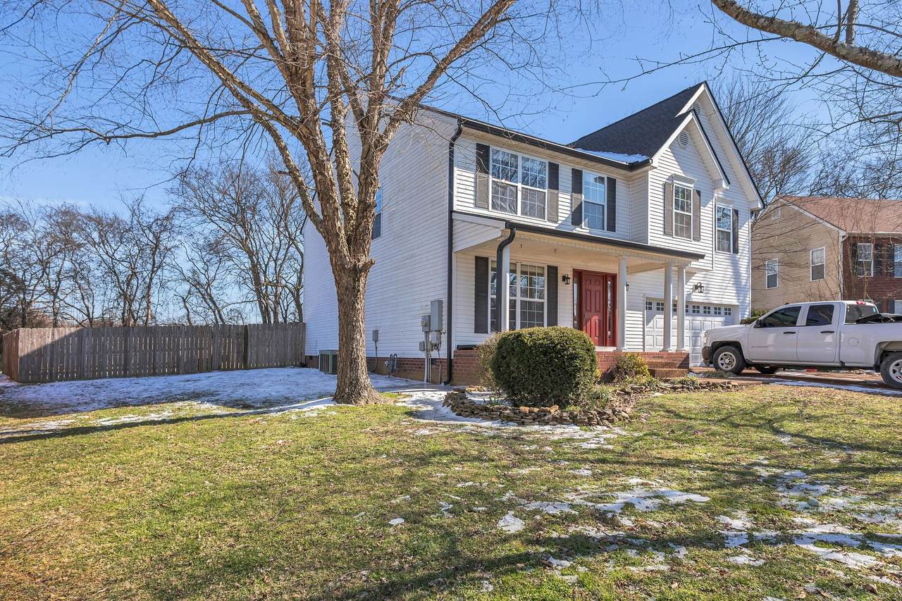 2236 Hayward Ln - Photo 1