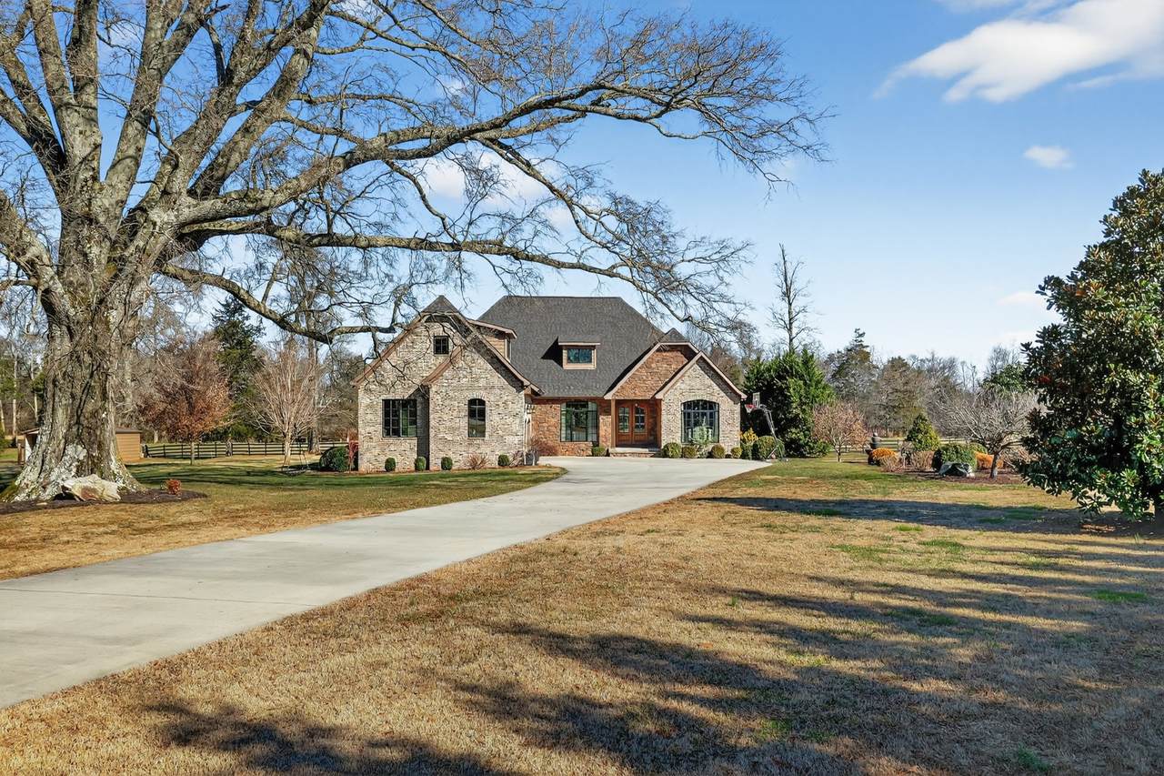 1001 Williams St - Photo 1