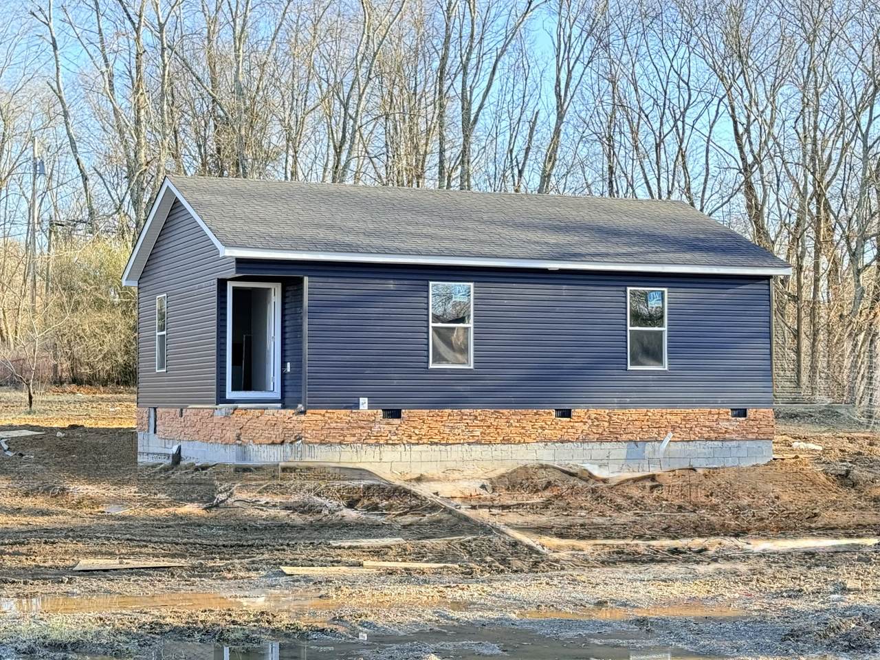 1145 Stewart Ln - Photo 1