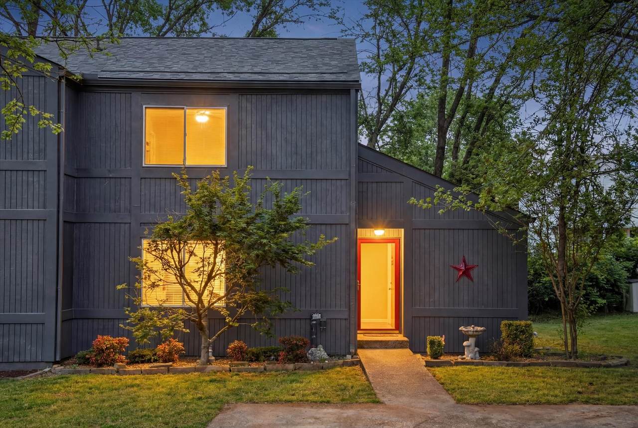 532 Doral Country Dr - Photo 1