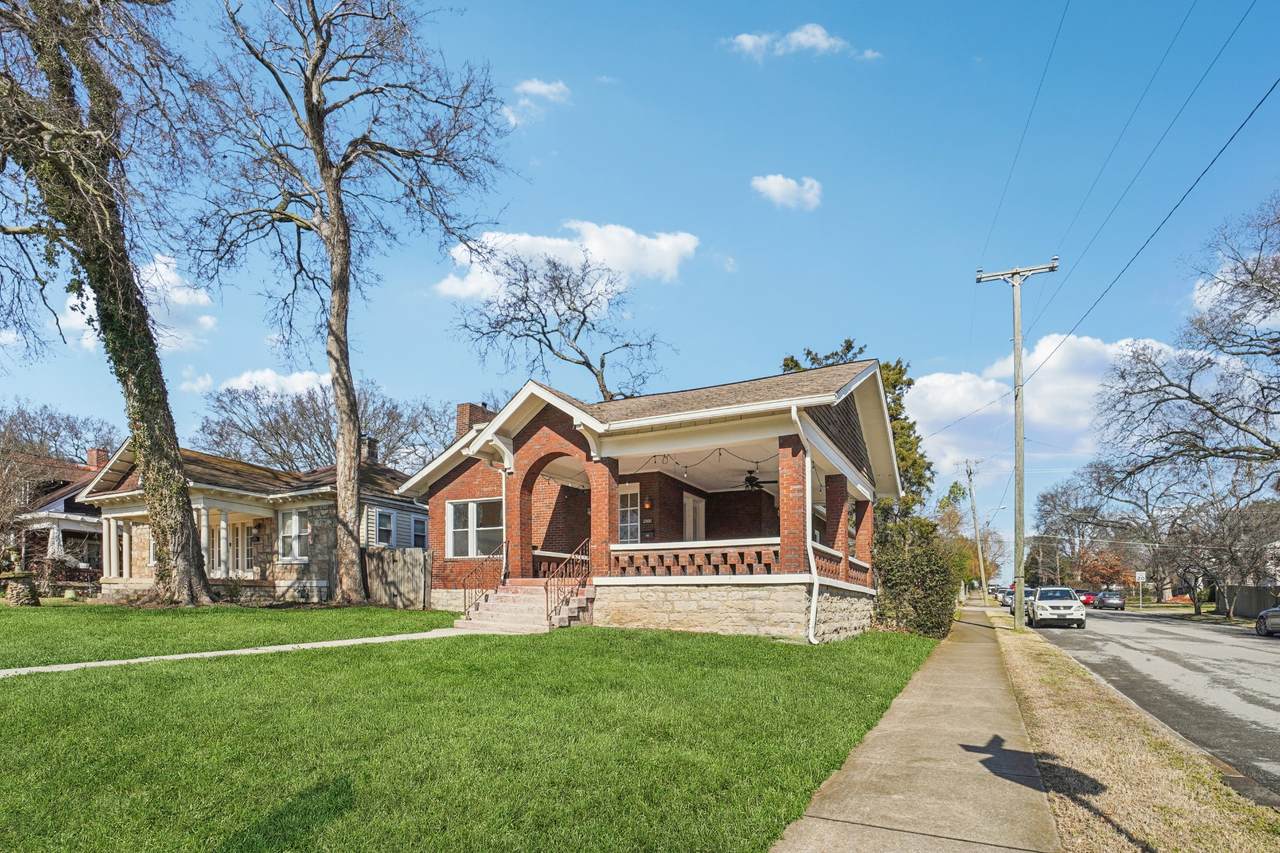 2500 Blair Blvd - Photo 1