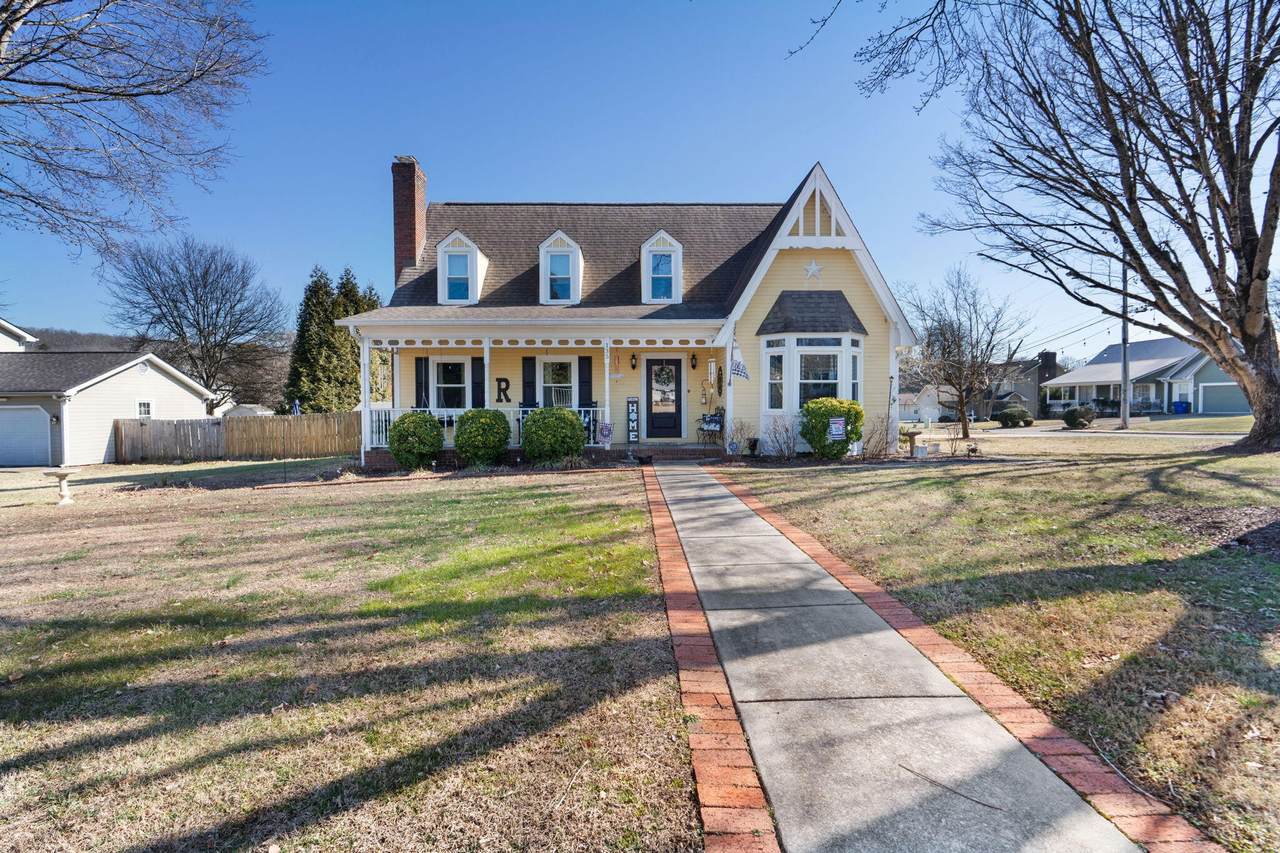 135 Hunters Run Circle - Photo 1