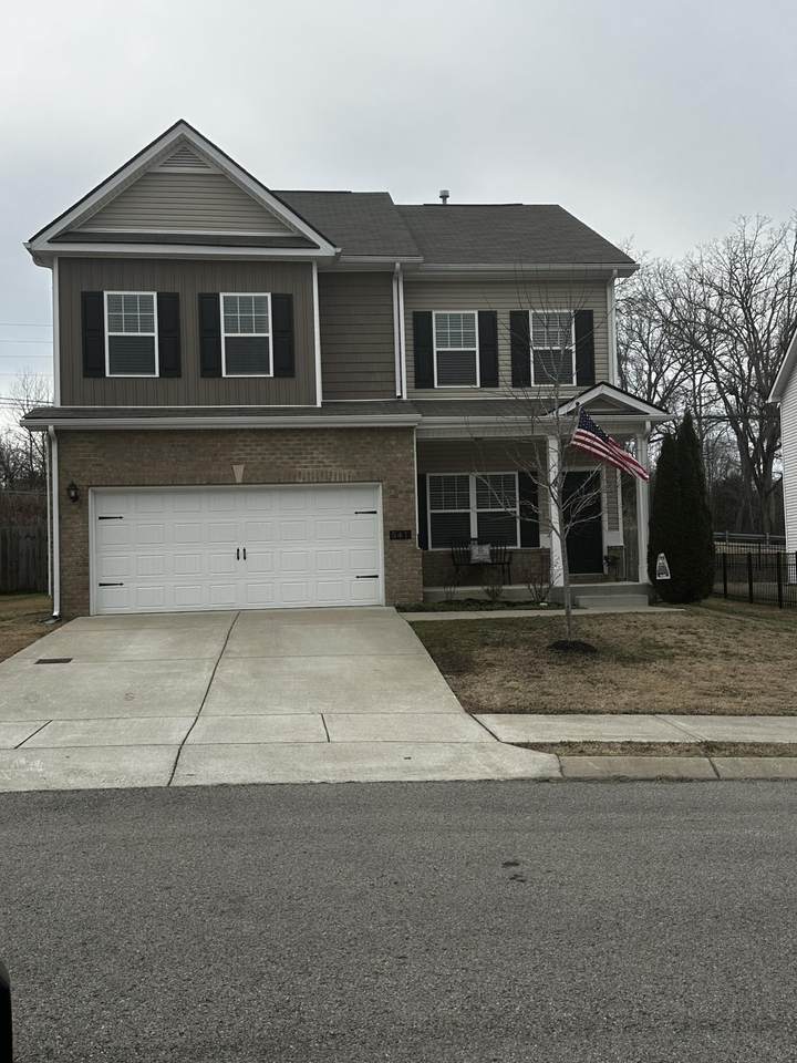 541 Burchell Ln - Photo 1