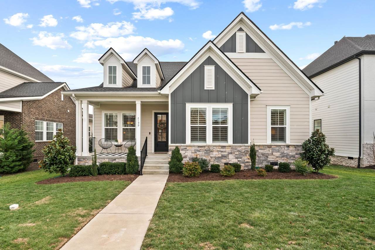 2199 Broadway St - Photo 1