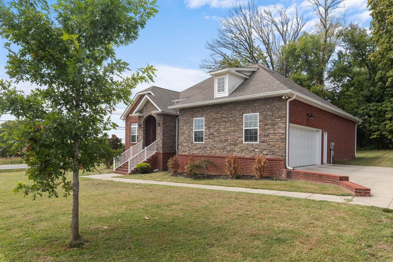 https://bt-photos.global.ssl.fastly.net/nashville/1280_boomver_1_RTC3128556-1.jpg