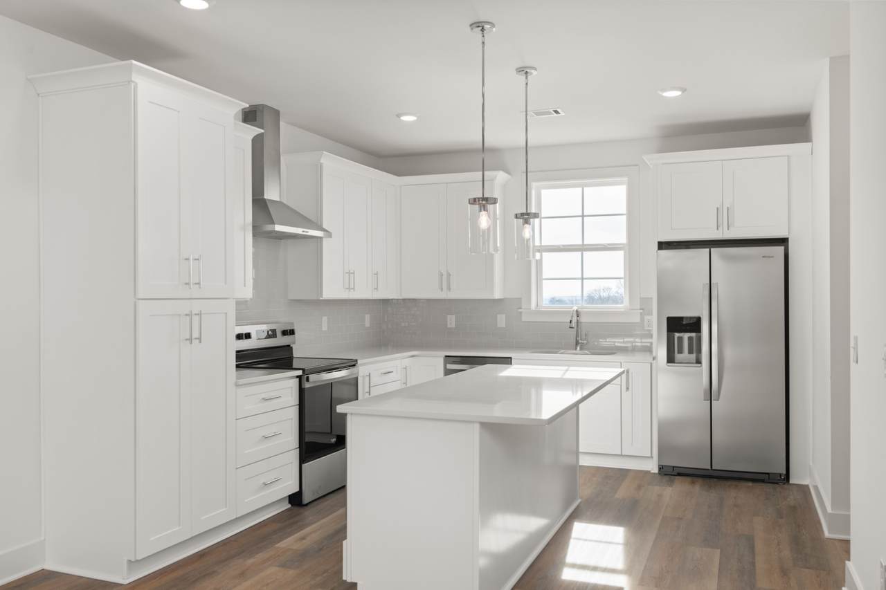 249 Nesbitt Ln - Photo 1