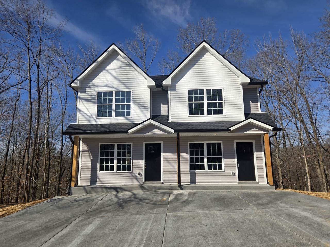 122 Tank Hill Rd - Photo 1