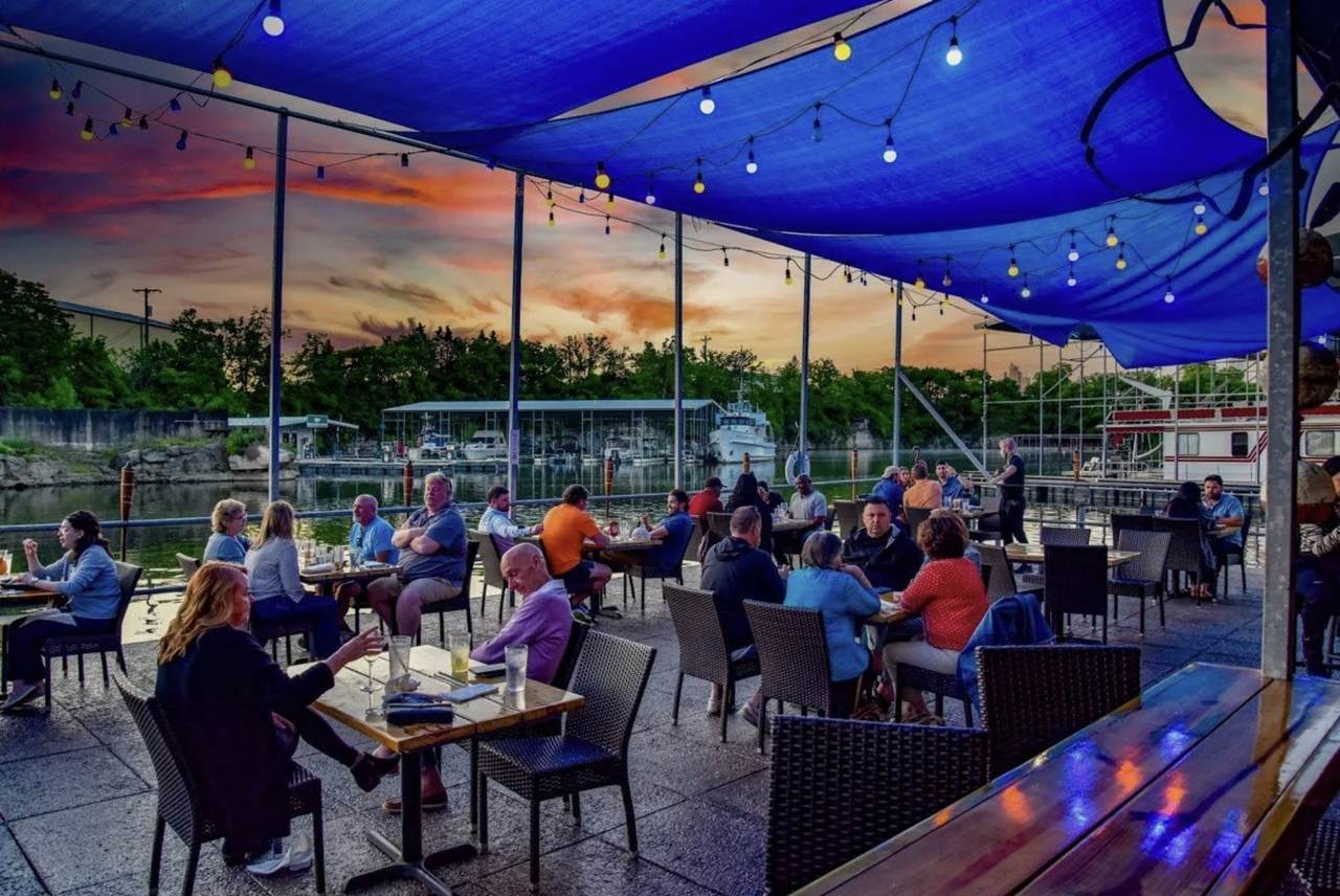 6511 Robertson Avenue - Photo 1