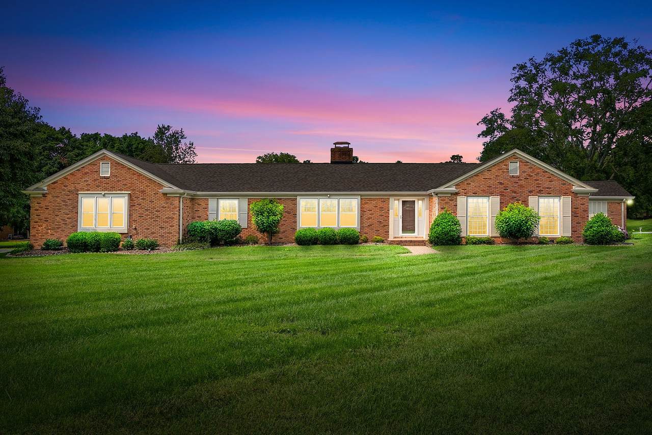 230 Fairway Ct - Photo 1