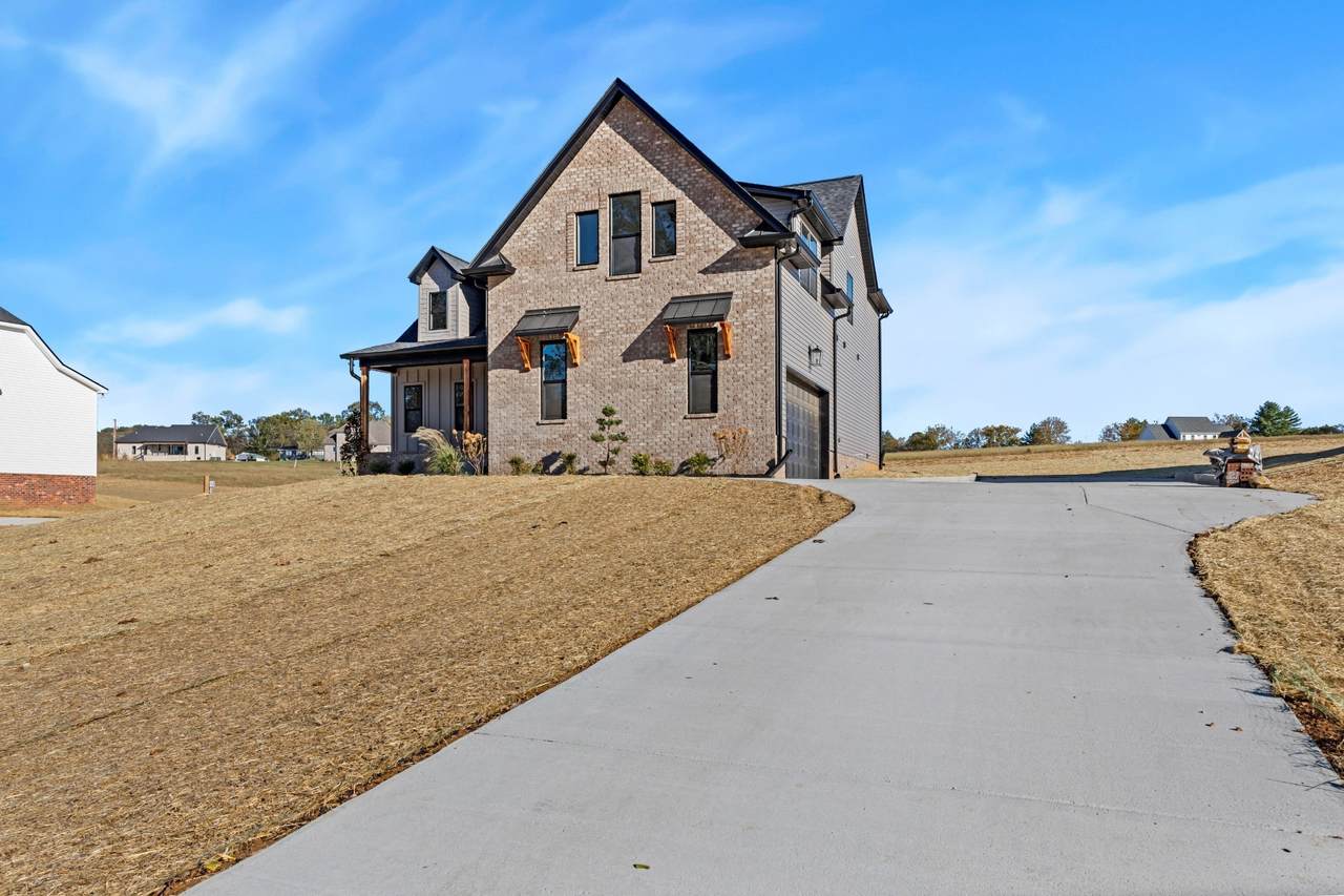 1705 Sulphur College Rd - Photo 1