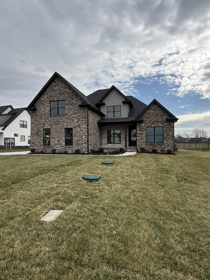 2631 Holly Springs Dr - Photo 1