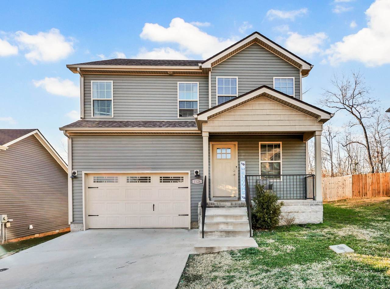 1124 Old Charlotte Trce - Photo 1