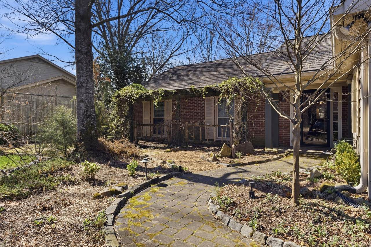 https://bt-photos.global.ssl.fastly.net/nashville/1280_boomver_1_RTC3129182-1.jpg