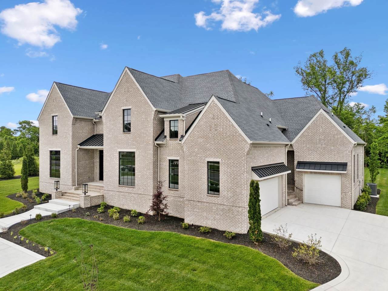 8901 Palmer Way - Photo 1