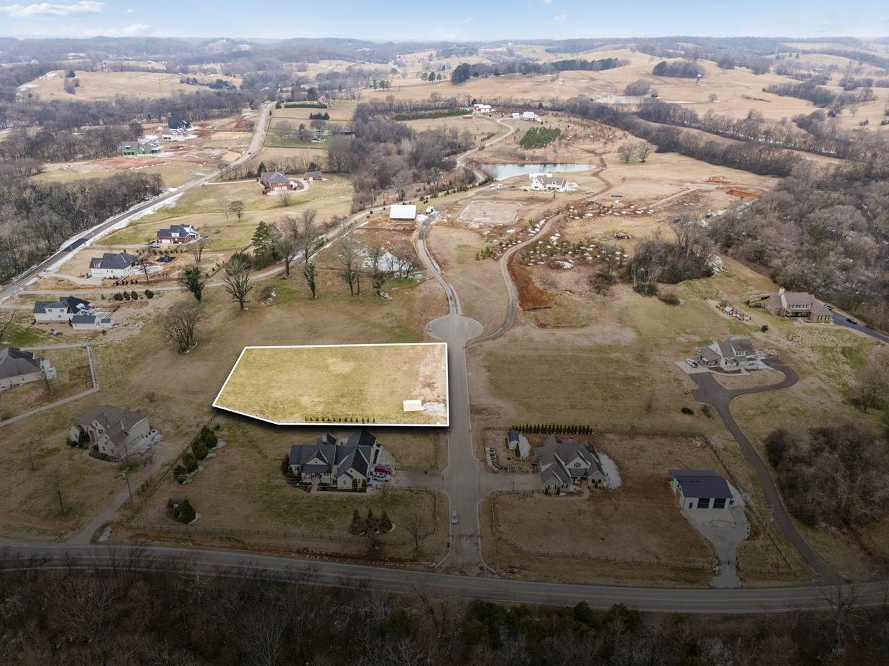 103 Heirloom Ln - Photo 1