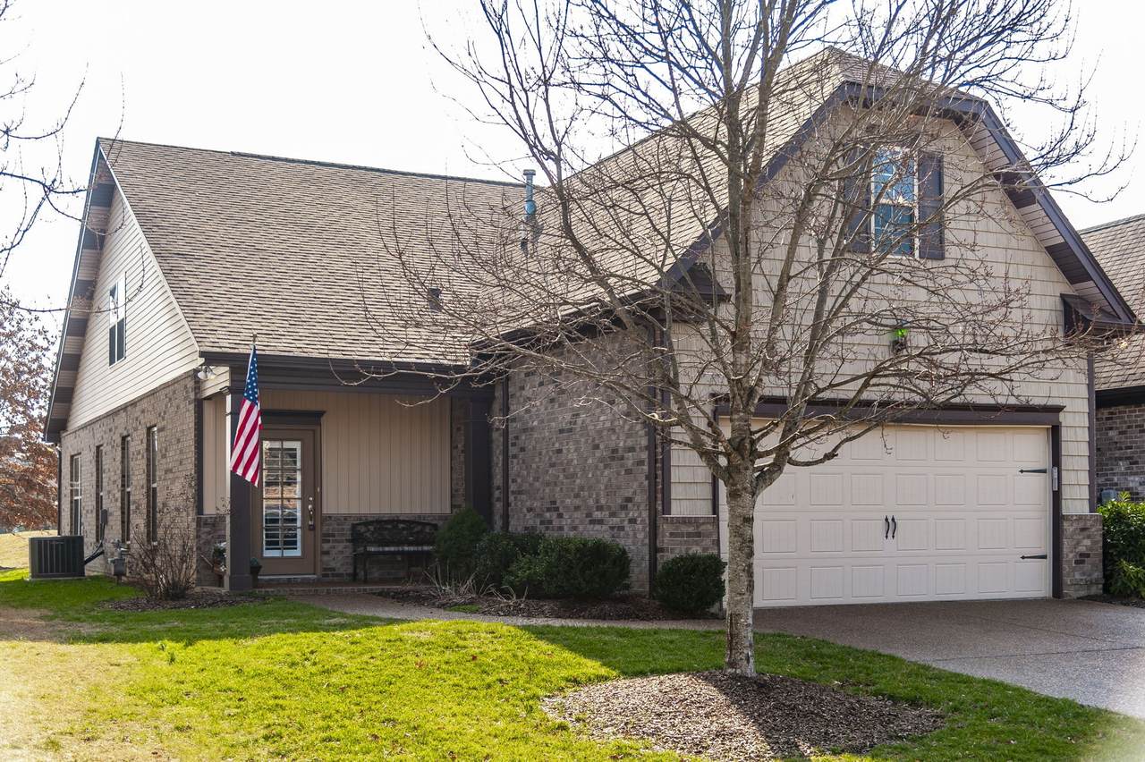 110 Trenton Ln - Photo 1