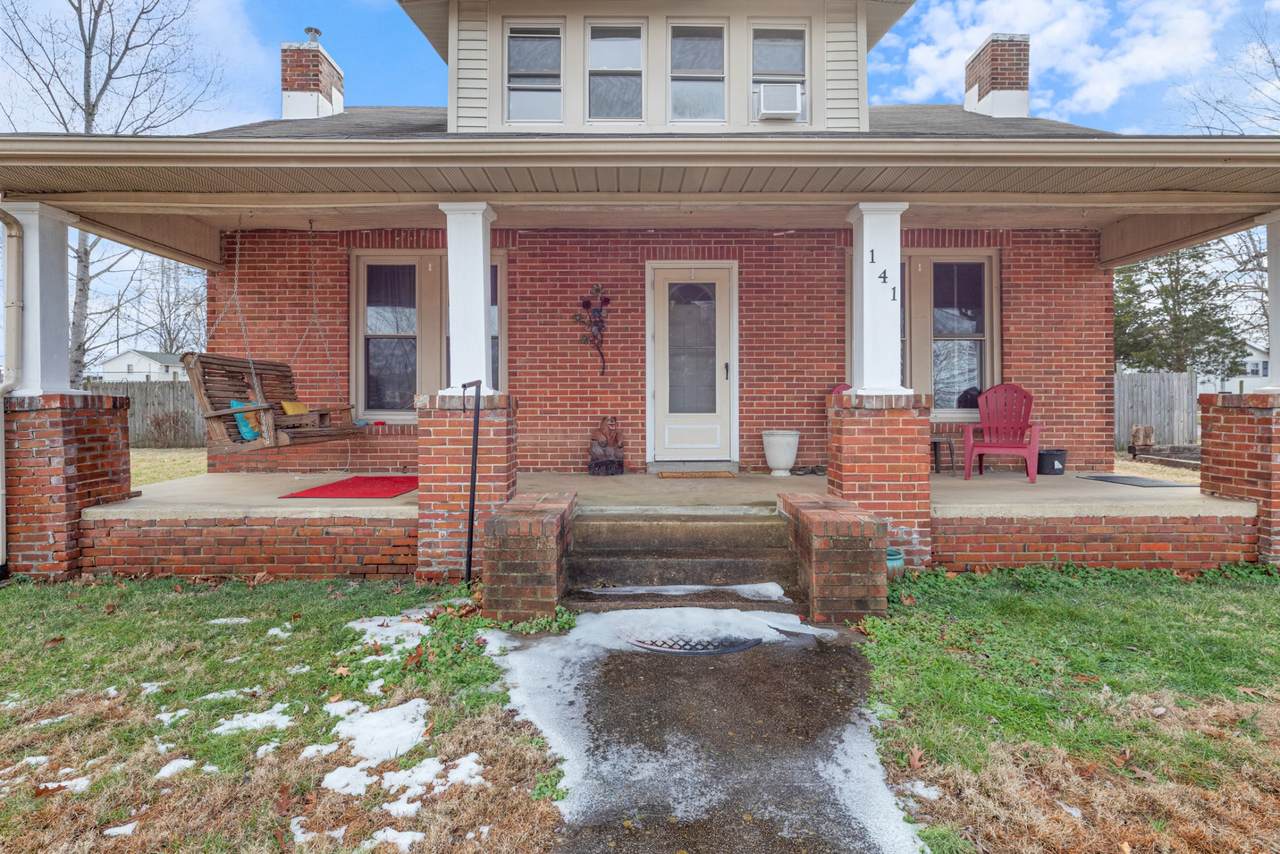 141 Long St - Photo 1