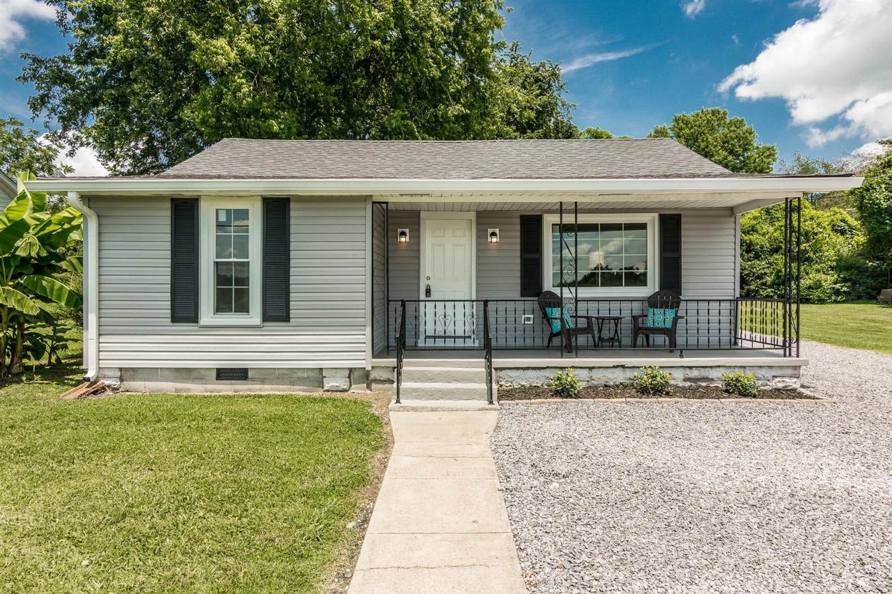 213 21st Ave - Photo 1