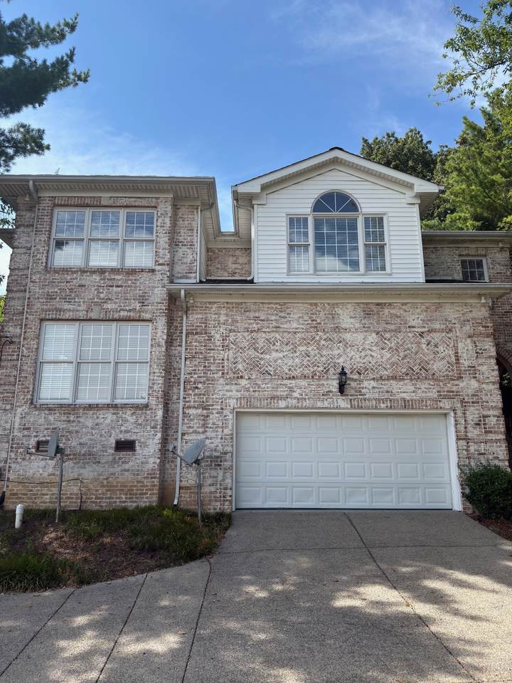 525 32nd Ave - Photo 1