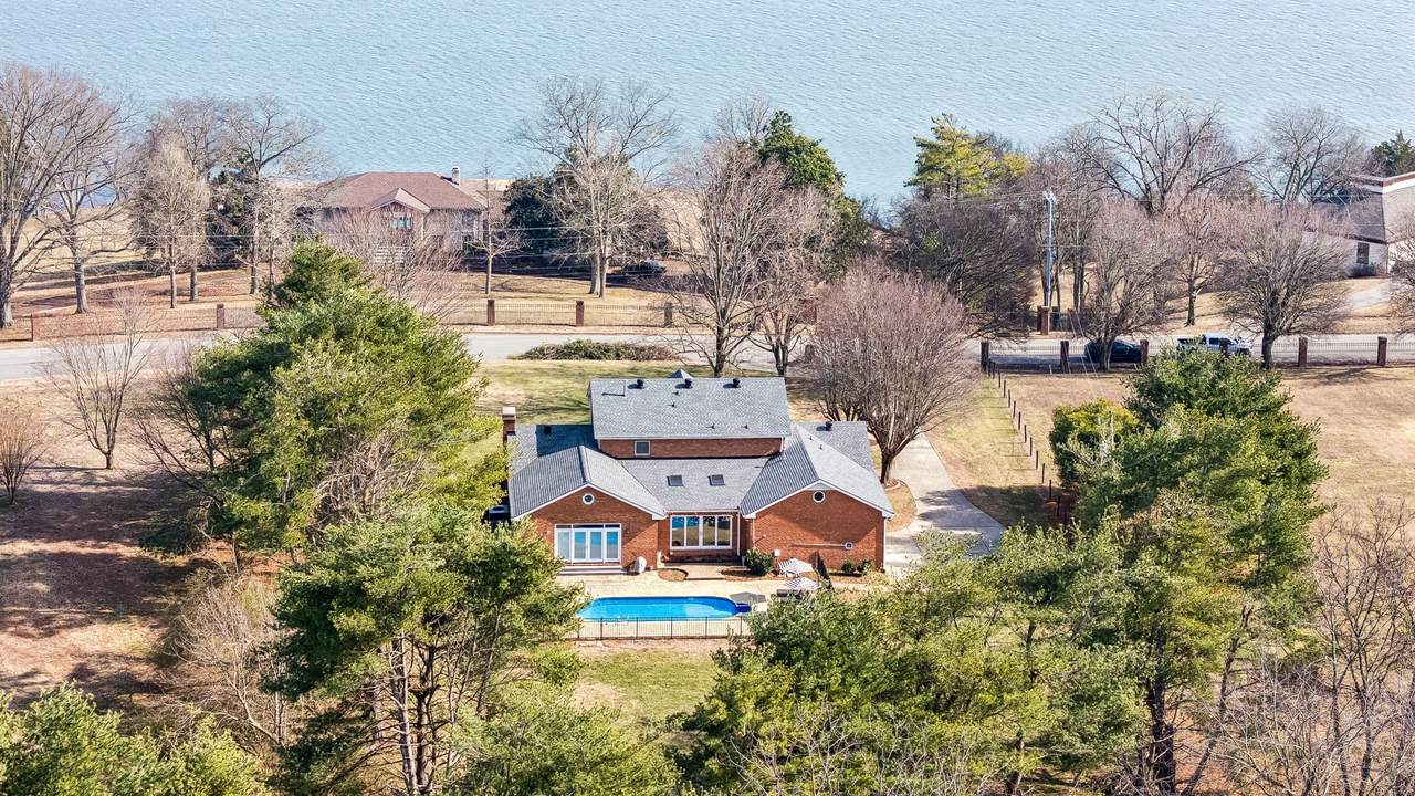 1234 Windsor Dr - Photo 1