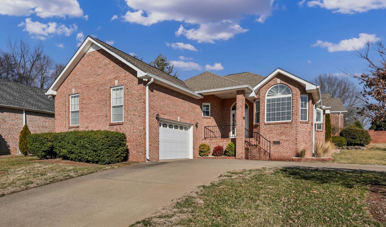 731 Courtland Ave - Photo 1