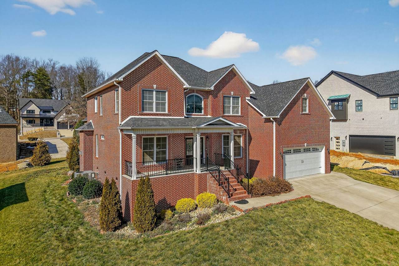 1312 Bridle Path - Photo 1