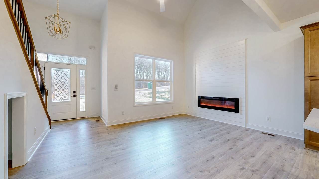https://bt-photos.global.ssl.fastly.net/nashville/1280_boomver_1_RTC3130940-1.jpg